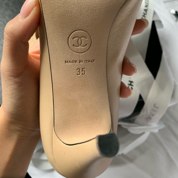 Authentic Chanel Nude Heels - Picture 4 of 6